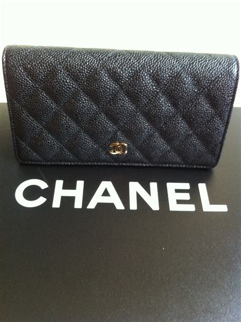 chanel bi fold wallet black caviar ราคา|Pre.